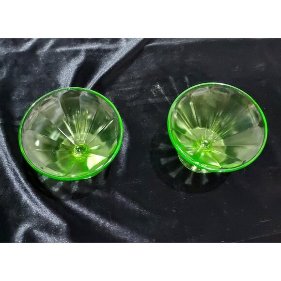Federal Glass Company Pudding Custard Sherbet 2 Cups Glowy Depression Green - Picture 8 of 16